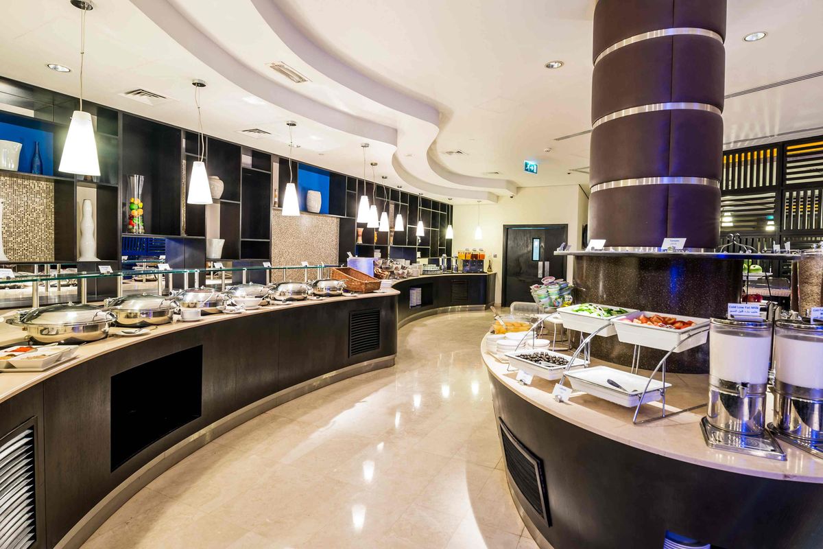 Holiday Inn Express Dubai Airport фото 3