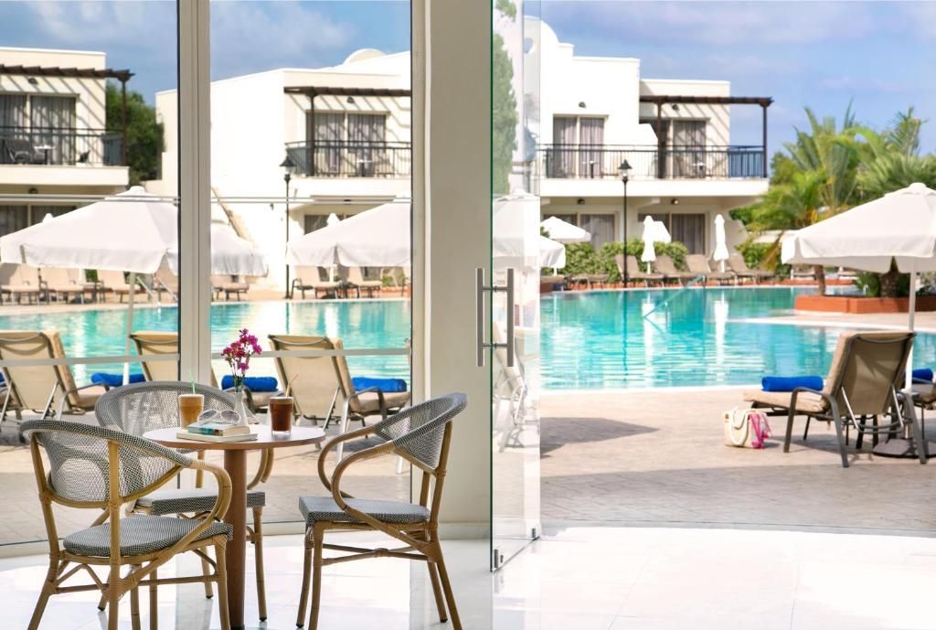 Louis Paphos Breeze фото 43
