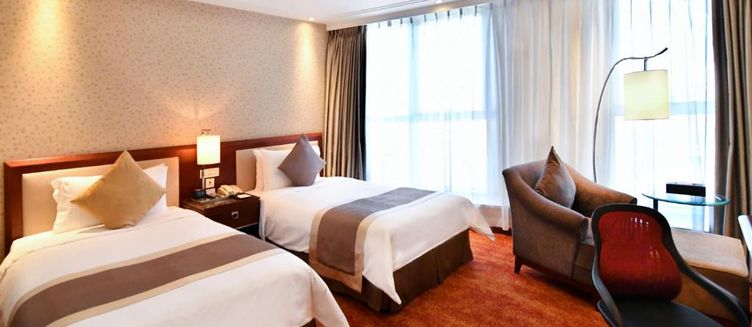 Фото отеля Central Hotel Shanghai