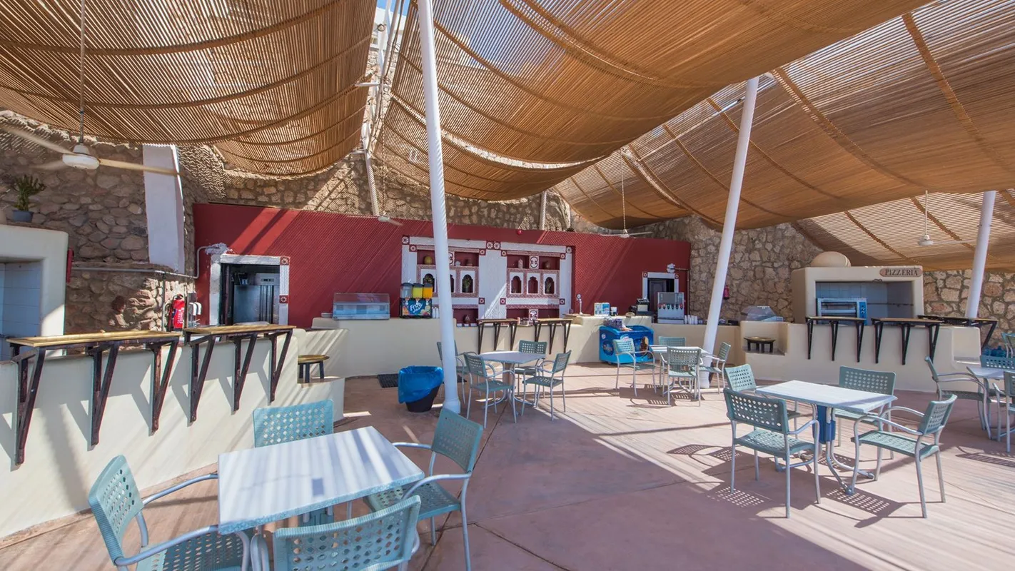 Reef Oasis Beach Resort фото 14