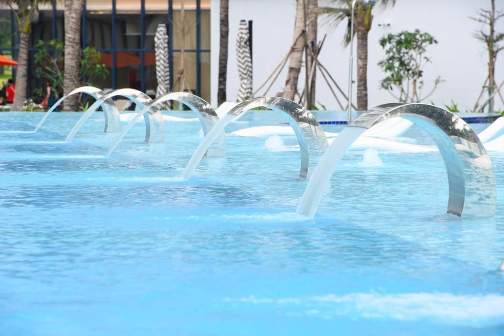 The Empyrean Cam Ranh Beach Resort фото 5