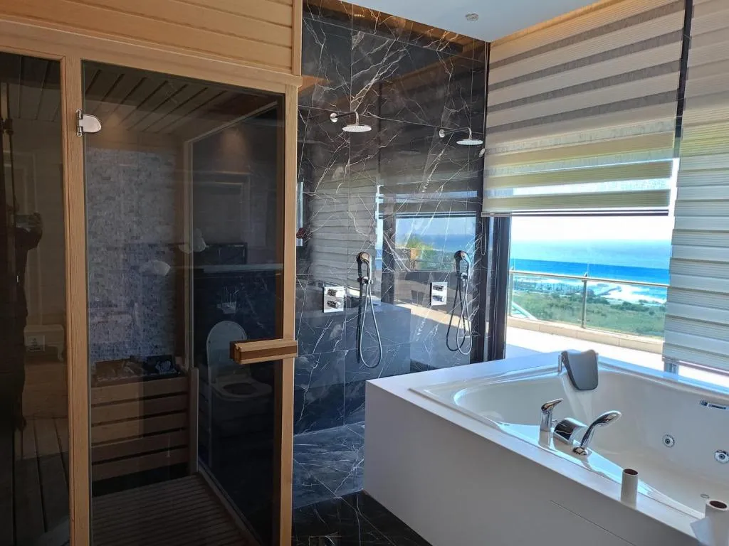 Elite Luxury Suite & Spa фото 96