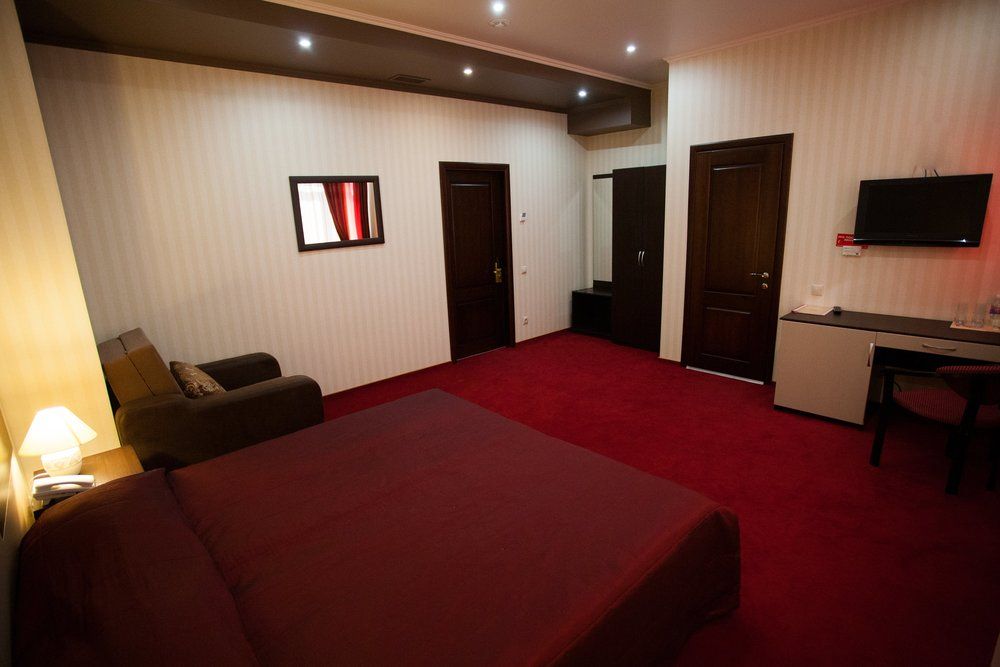 Гостиница «Delmont Hotel» фото 5