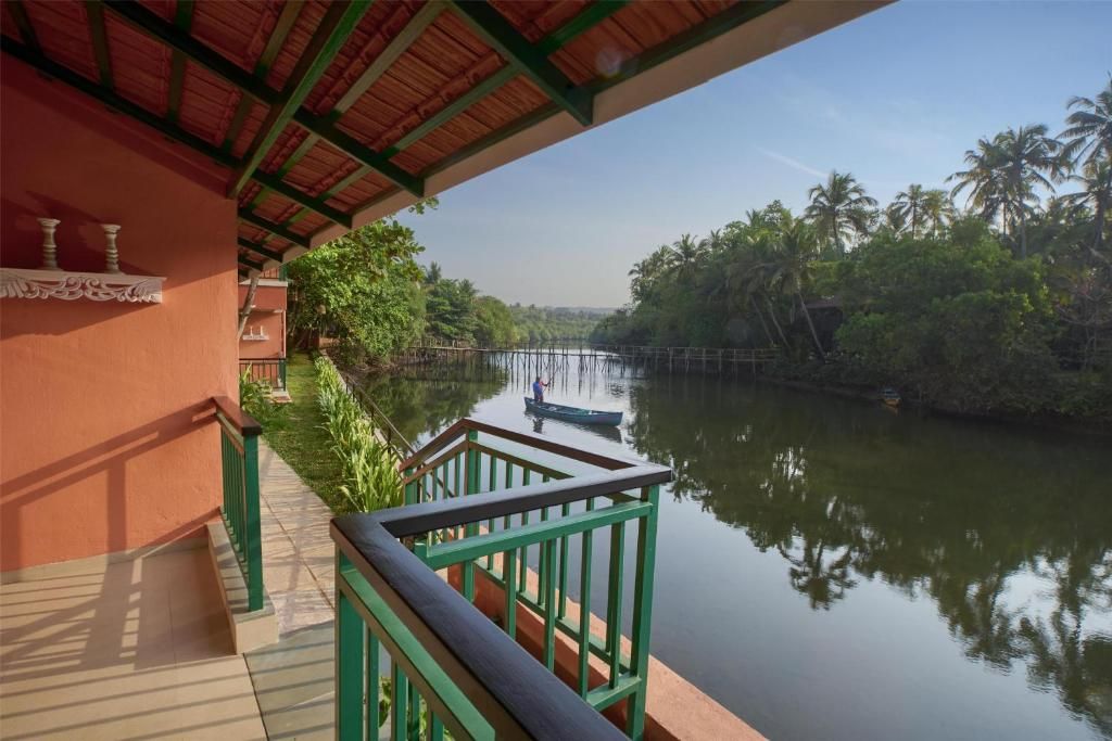 Regenta Place Mandrem Beach Resort фото 19