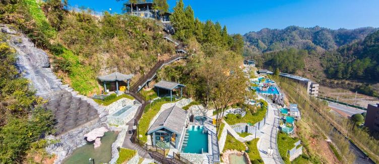 Фото отеля Wyndham Grand Plaza Royale Hot Springs Fenghuang