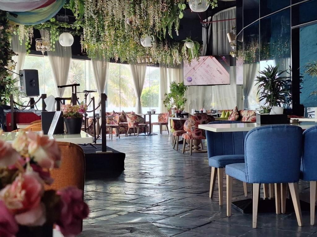 Ramee Grand Hotel & Spa фото 51