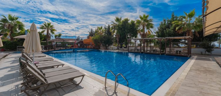 Фото отеля Sey Beach Hotel & Spa