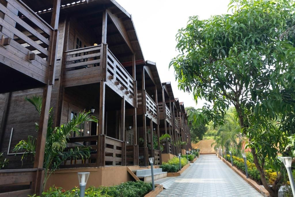 Axiom Retreat Resort фото 15