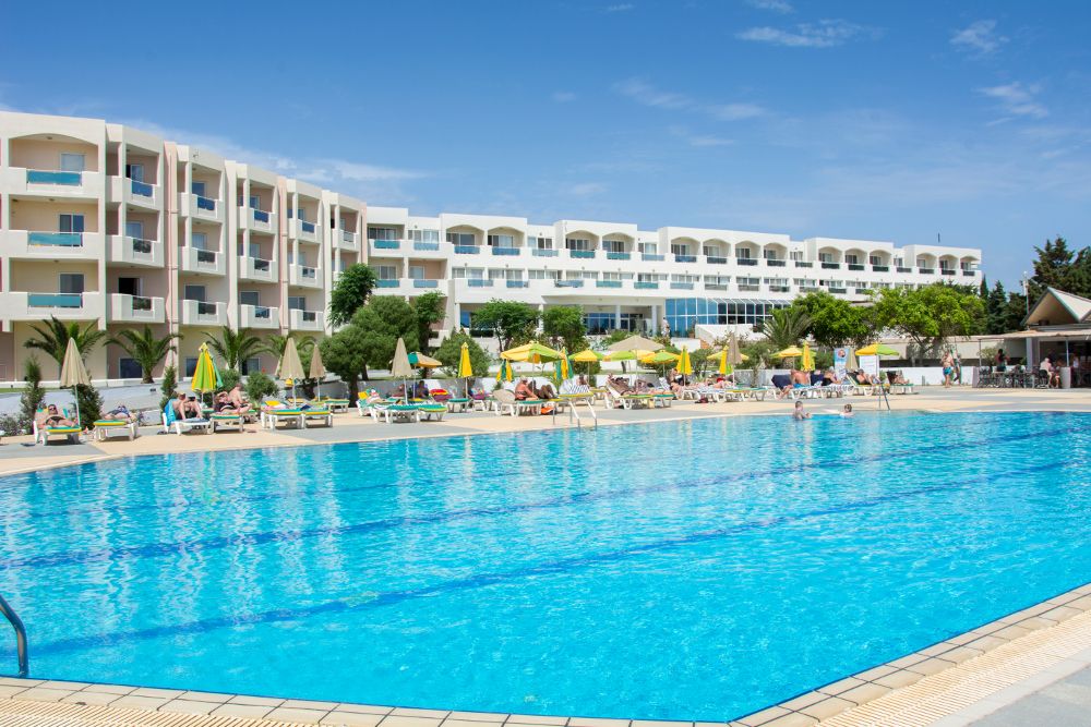The Sovereign Beach Hotel фото 10