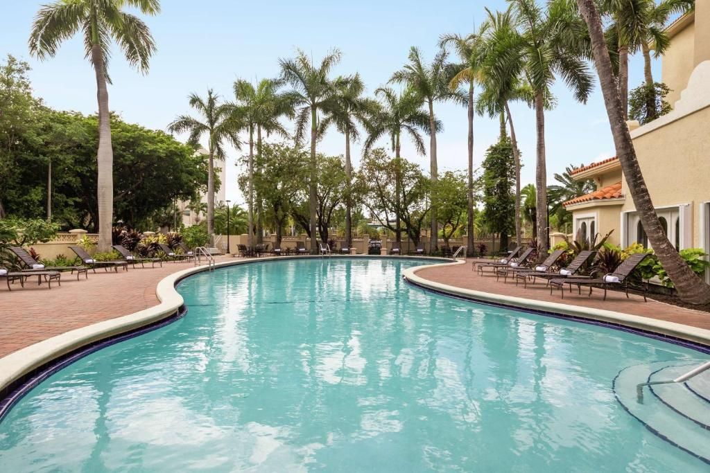 Embassy Suites by Hilton Miami International Airport фото 74