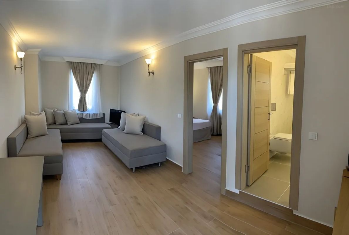 Moonshine Hotel & Suites фото 8