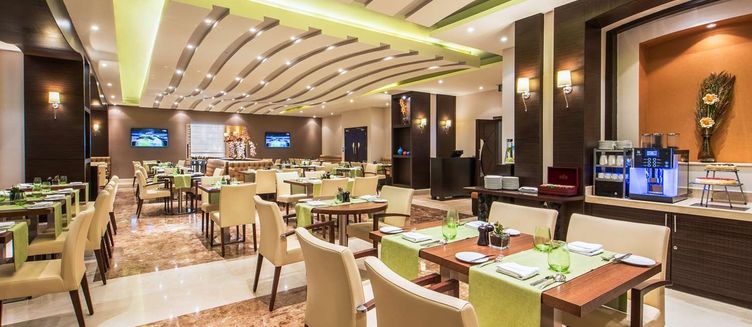 Фото отеля Golden Tulip Doha