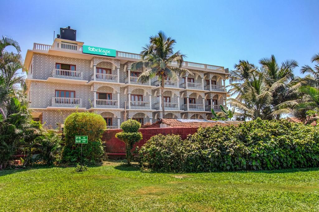 Larios Beach Holidays фото 5