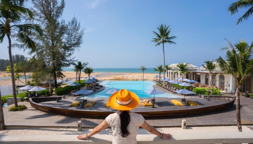 Devasom Khao Lak Beach Resort & Villas фото 48