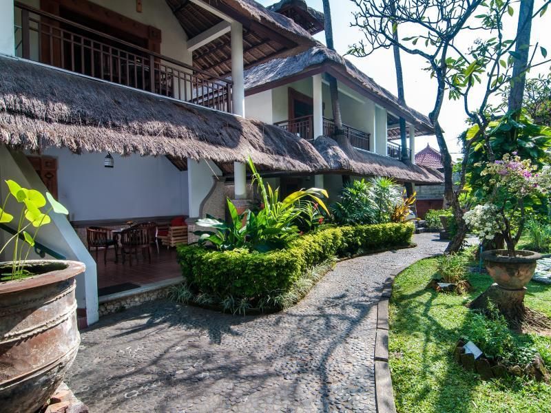 Sativa Sanur Cottages фото 8