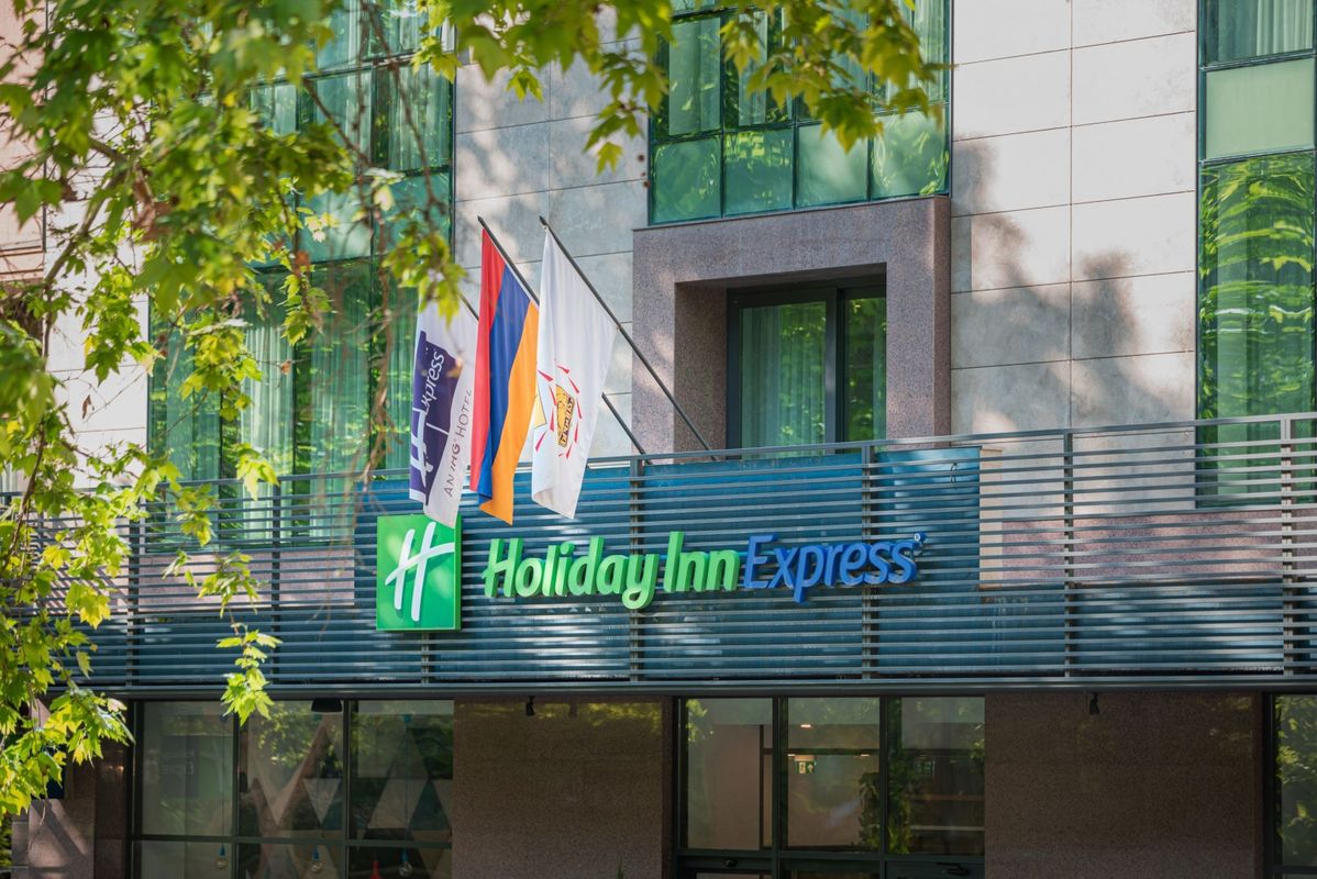 Holiday Inn Express - Yerevan, an IHG Hotel фото 8