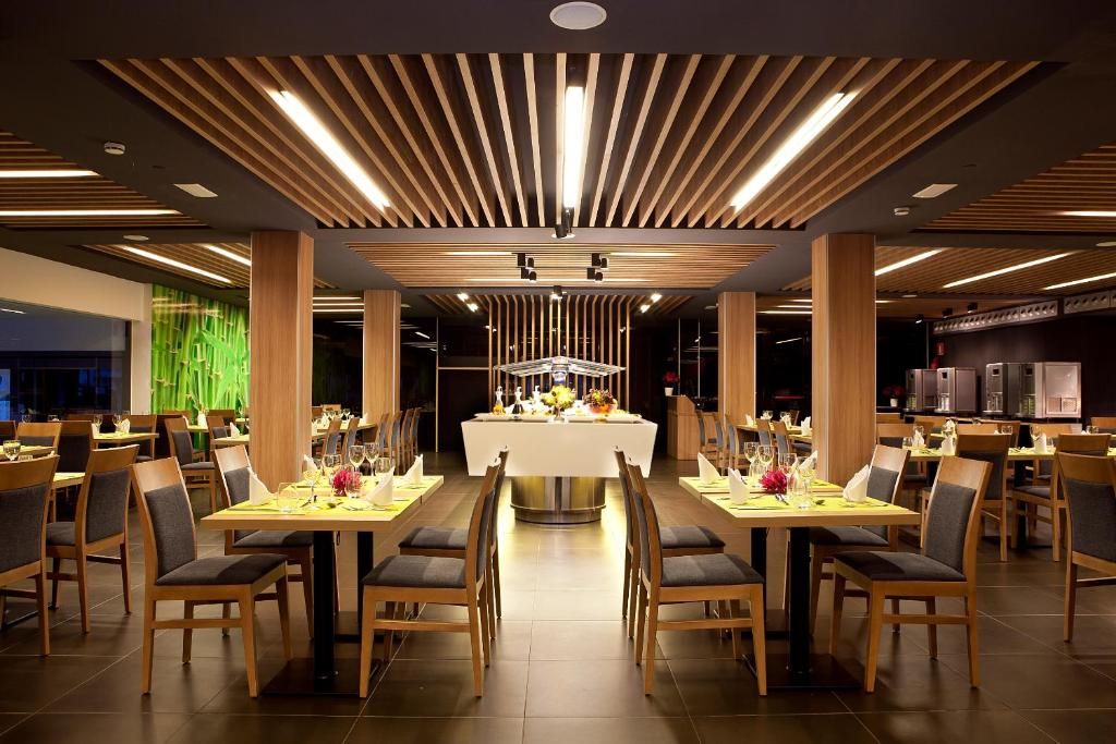 Flash Hotel Benidorm - Adults Only фото 11