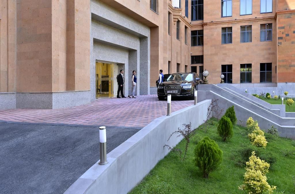 Ani Grand Hotel Yerevan фото 11
