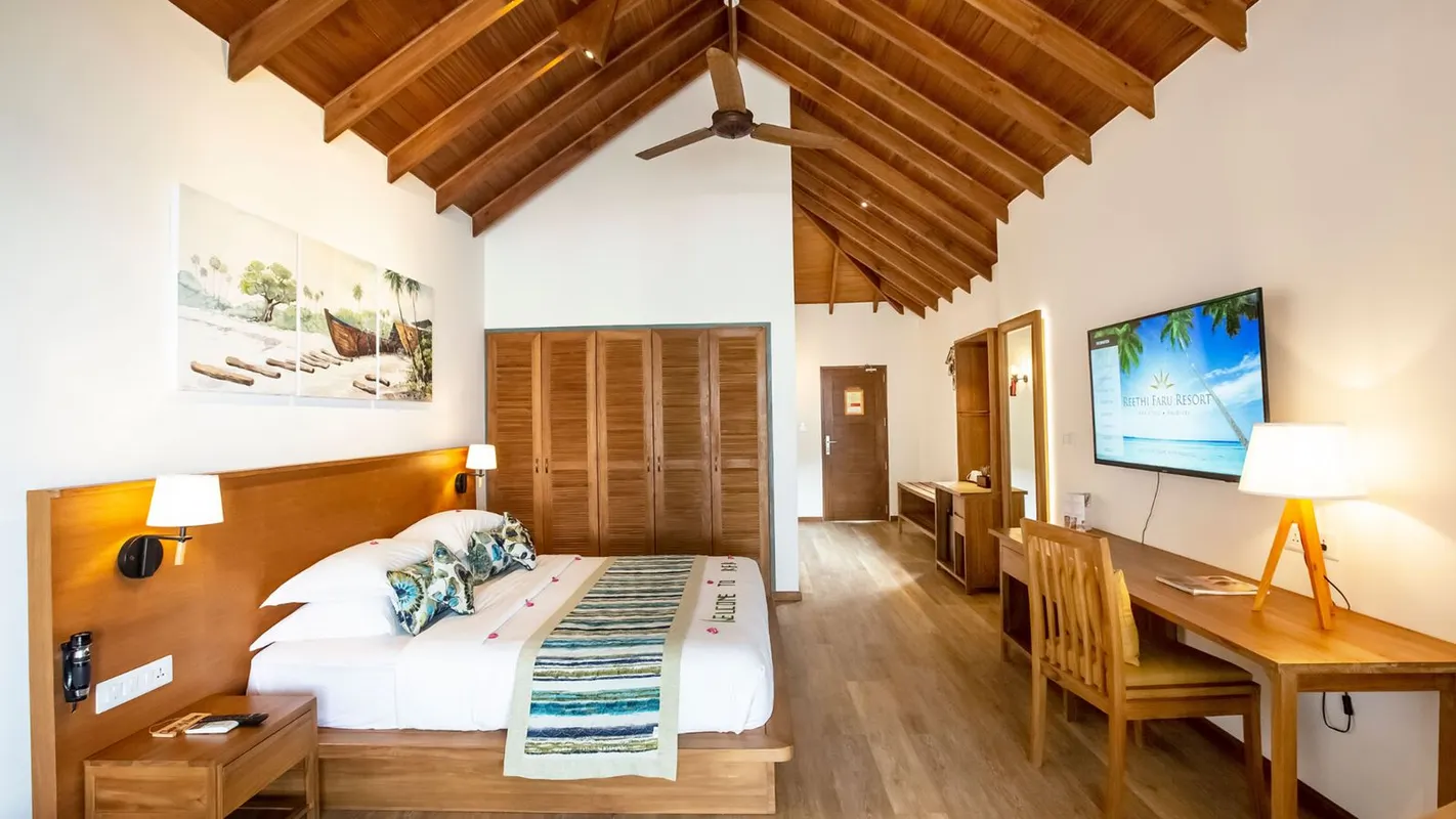 Reethi Faru Resort фото 4