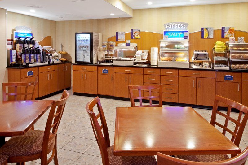 Holiday Inn Express Brooklyn фото 23