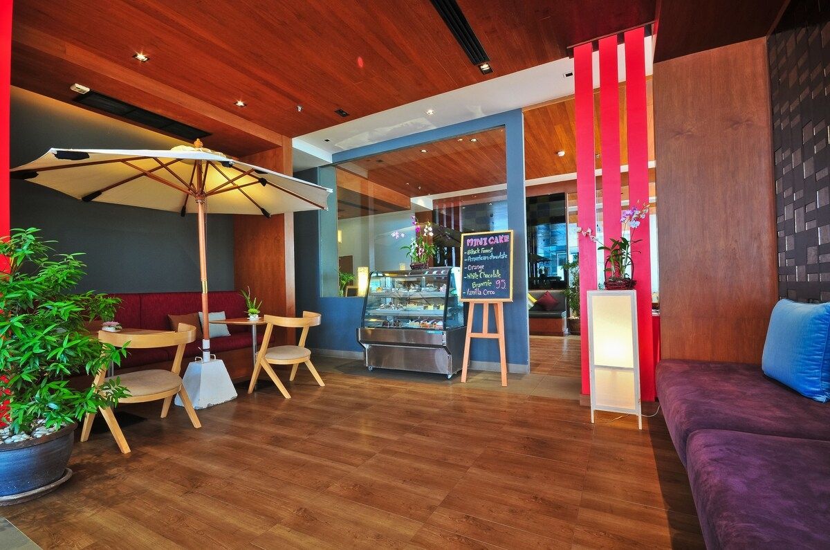 The Ashlee Heights Patong Hotel & Suites фото 8