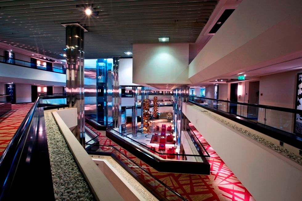 Crowne Plaza Dubai Deira фото 72