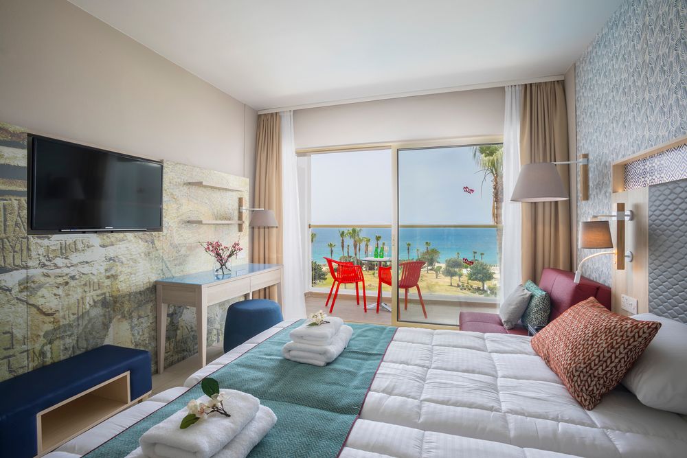 The Leonardo Laura Beach Hotel фото 47