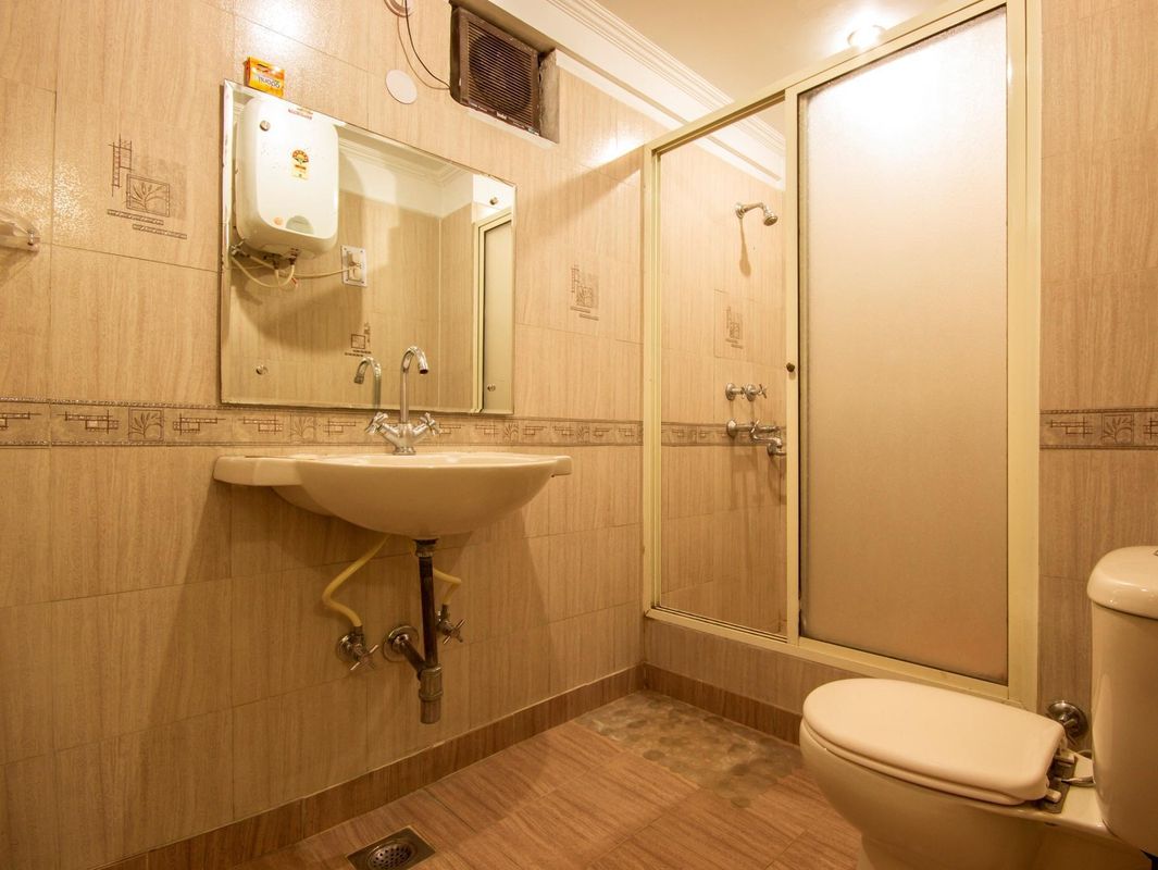 Hotel Grand Park Inn фото 1
