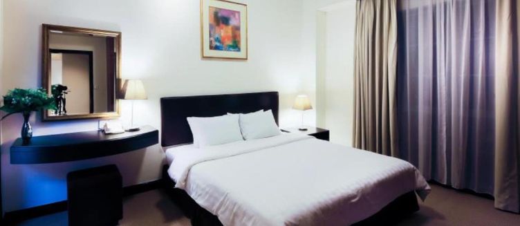 Фото отеля Diamond Westlake Suites