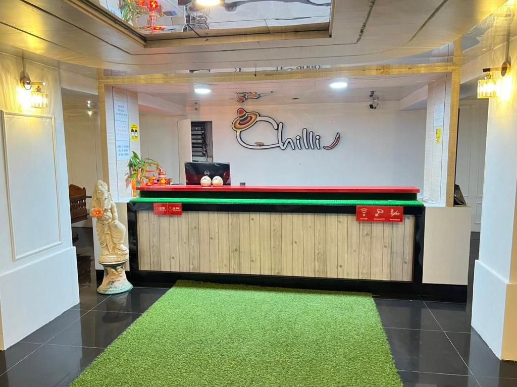 The Chilli Patong Beach Hotel фото 39