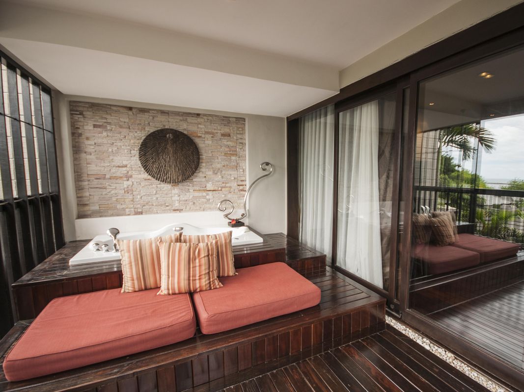 Sareeraya Villas & Suites Hotel фото 13