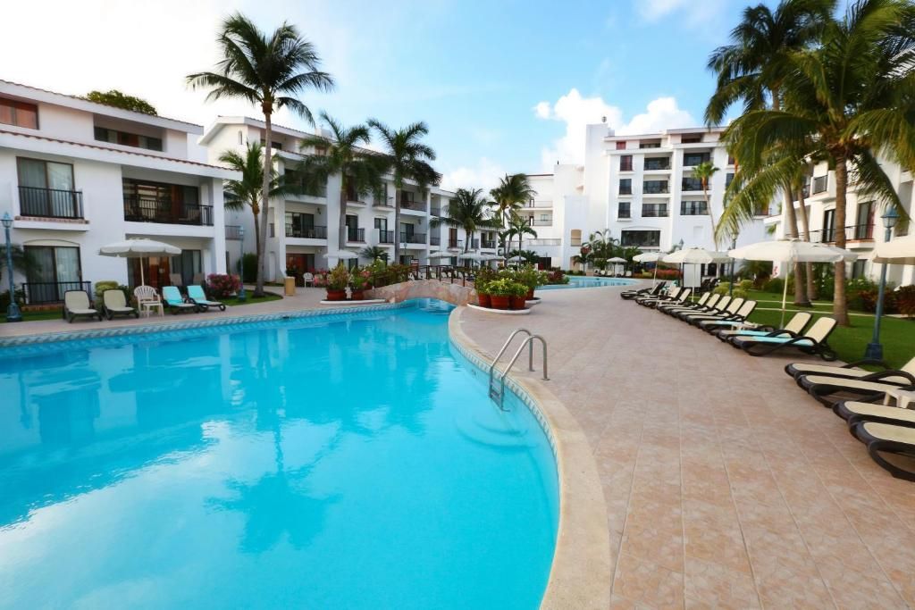 The Royal Cancun, an All Suites Resort фото 17