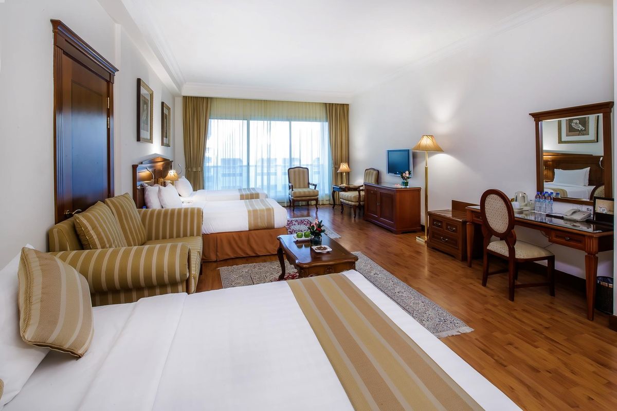 Grand Excelsior Hotel Bur Dubai фото 43