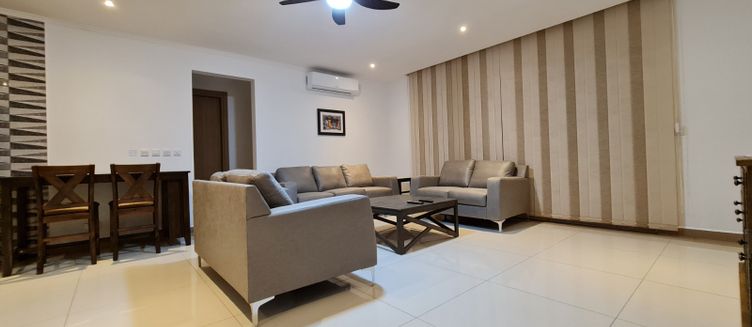 Фото отеля Royale Suites by Arc Royal Luxury Apts