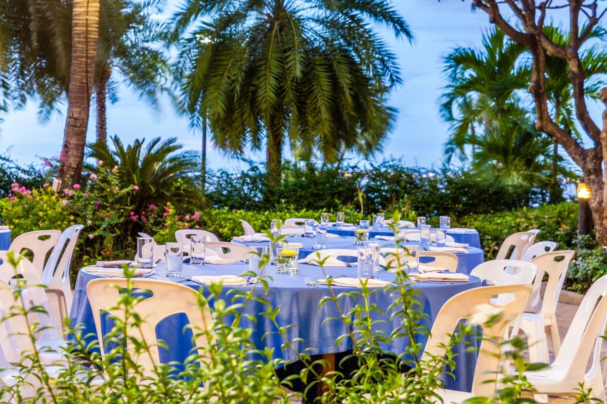 Cholchan Pattaya Beach Resort фото 47