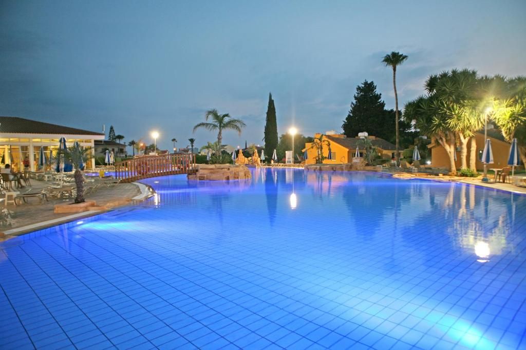Makronisos Holiday Village фото 16