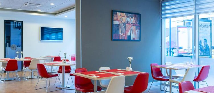 Фото отеля Ibis Izmir Alsancak