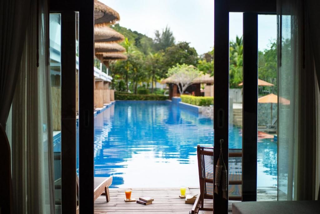 Tup Kaek Sunset Beach Resort & Spa фото 42