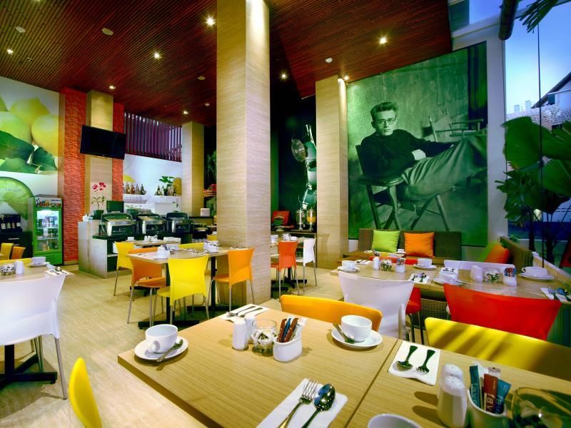 Favehotel Kuta Square фото 10