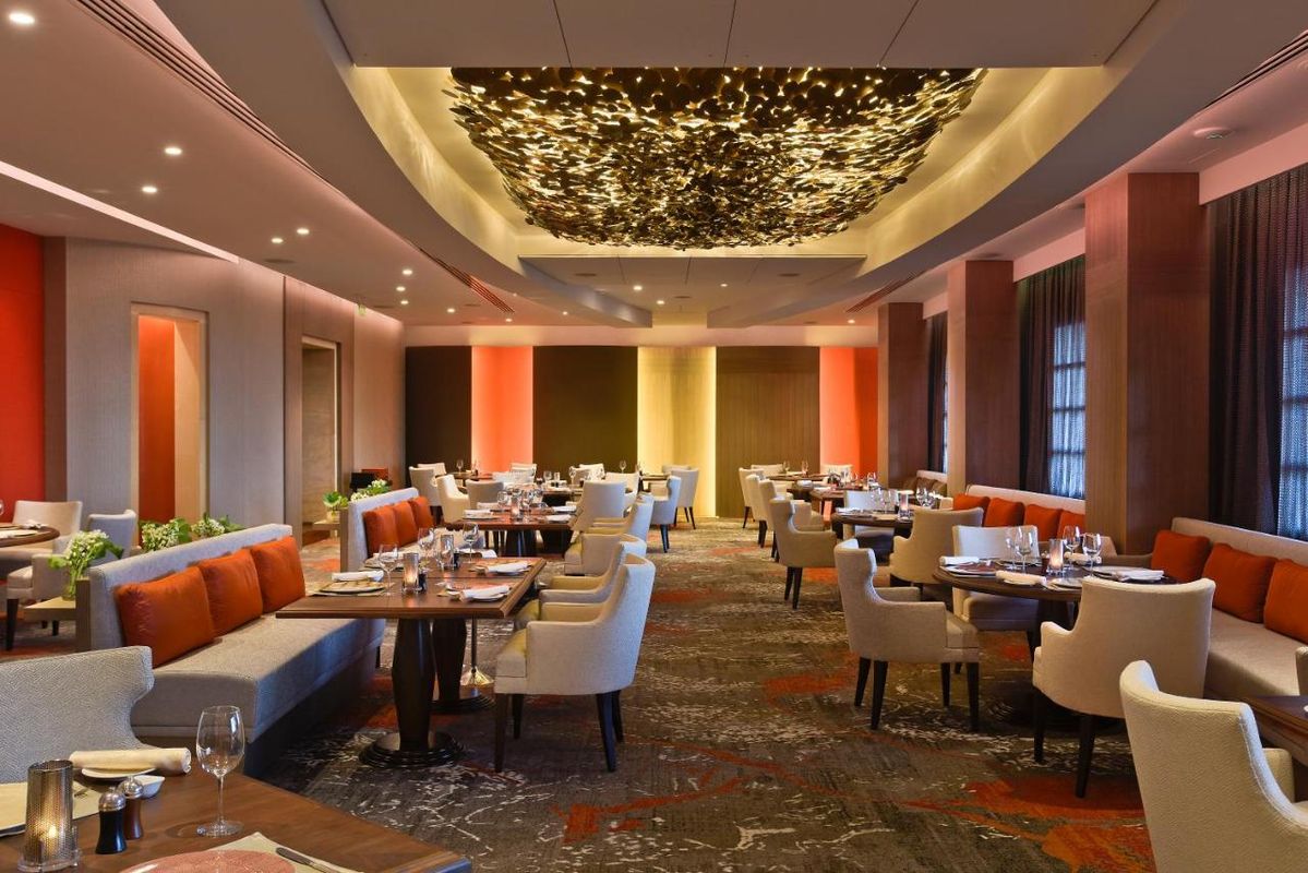 Four Seasons Hotel фото 42