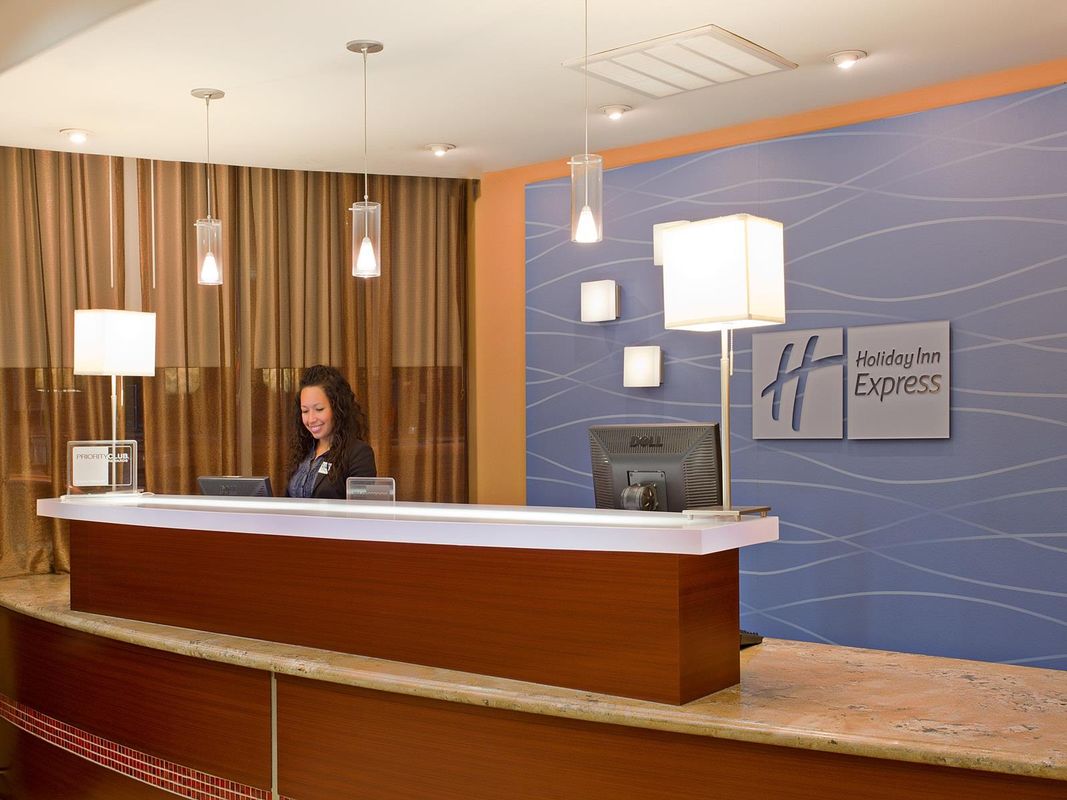 Holiday Inn Express West Los Angeles фото 5