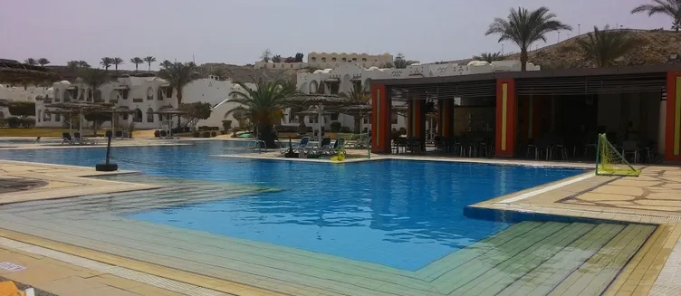 Фото отеля Royal Holiday Beach Resort & Casino