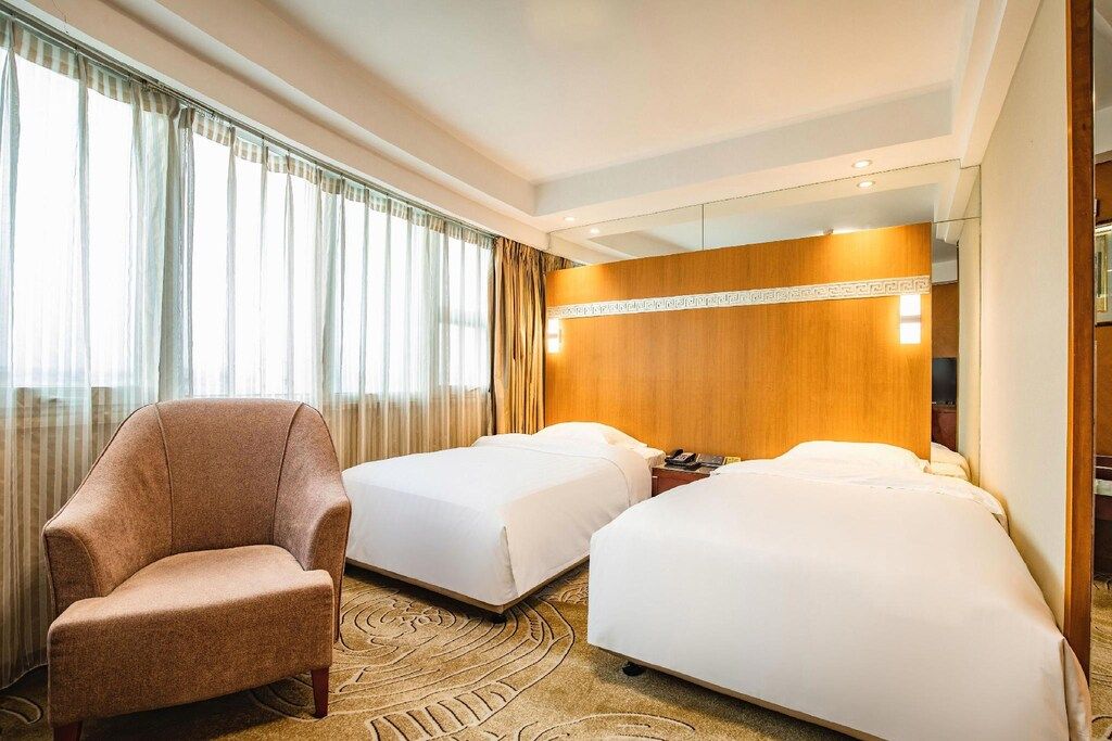 Tiantan Hotel фото 2