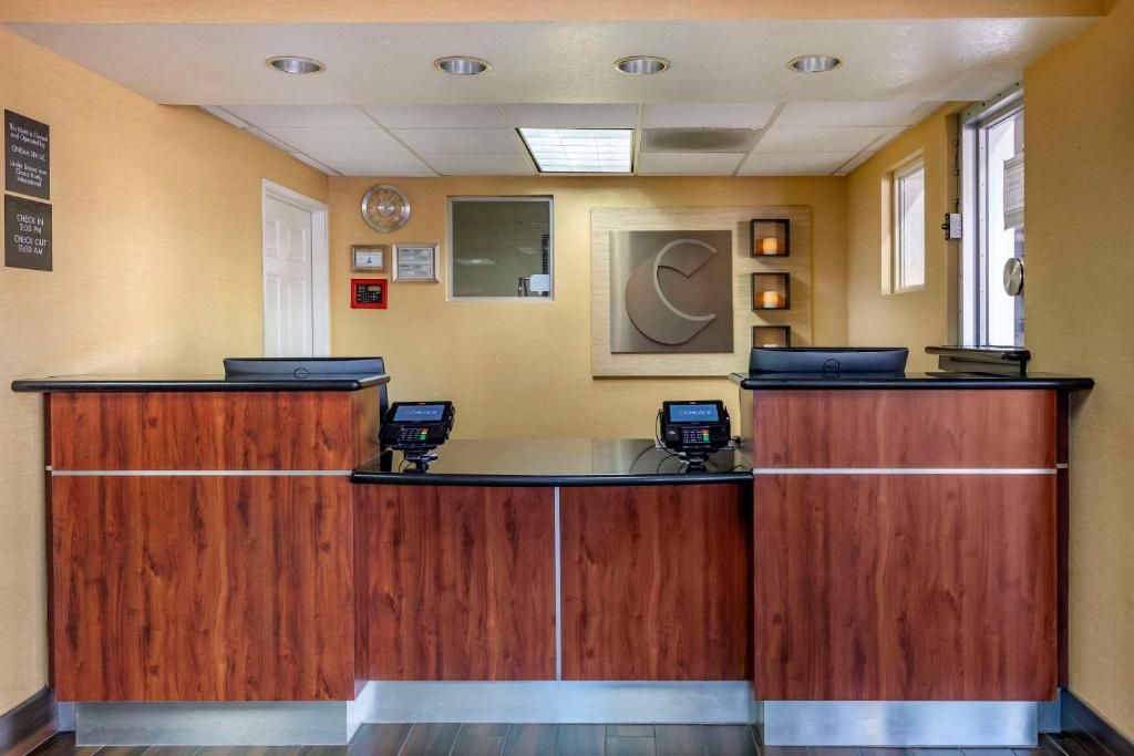 Comfort Inn & Suites Near Universal - North Hollywood – Burbank фото 4