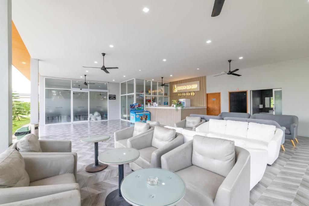 Andaman Sea Best Pool Access and Villas фото 10