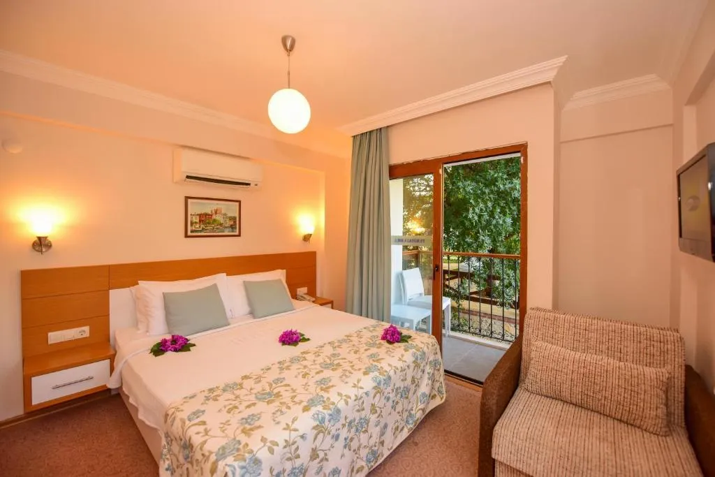 Perdikia Hill Family Resort & Villas фото 3
