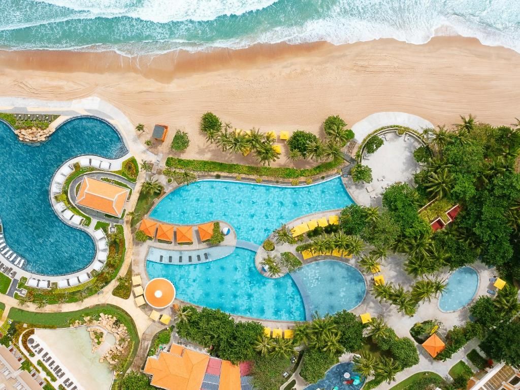 Holiday Inn Resort Ho Tram Beach фото 72