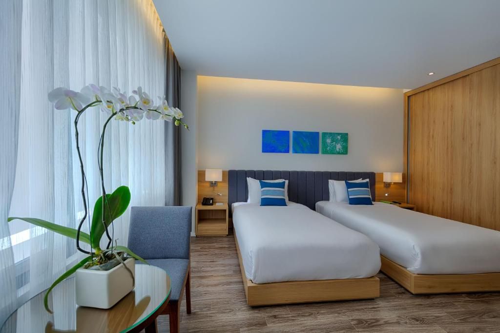 Belle Maison Parosand Danang Hotel фото 2