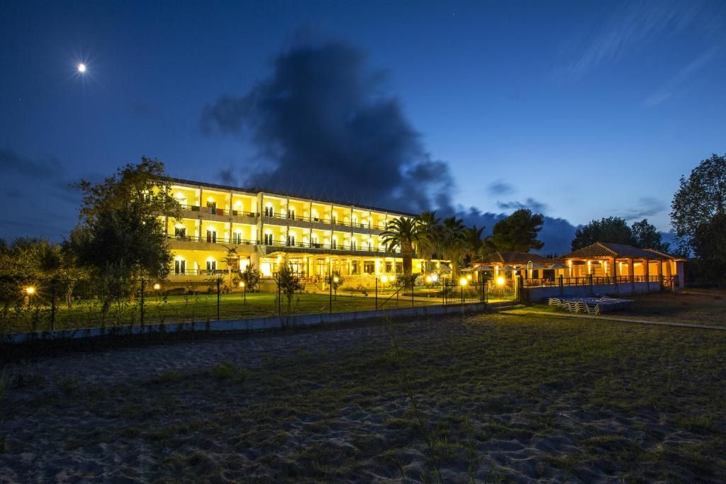 Island Beach Resort фото 37
