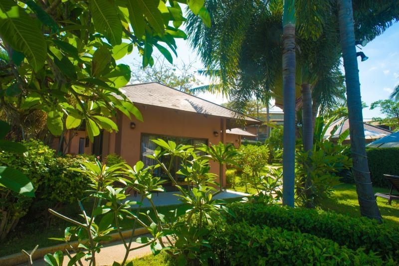 Saboey Resort & Villas фото 14
